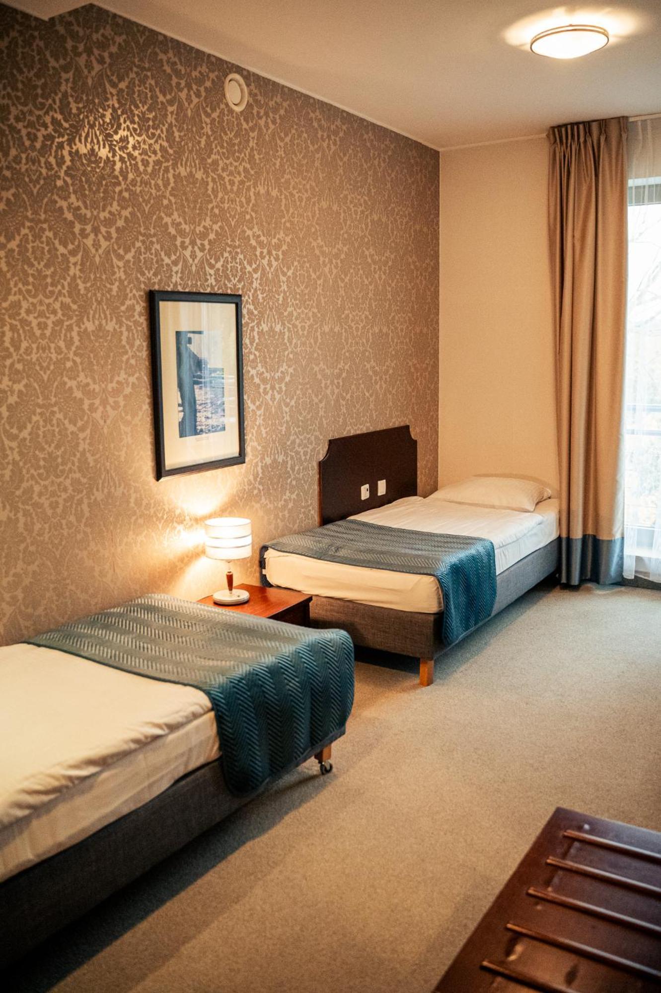 Hotel Kuracyjny Spa & Wellness Гдиня Екстер'єр фото
